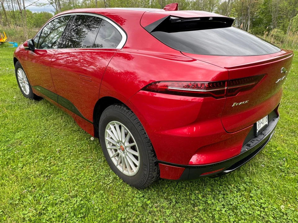 2020 Jaguar I-Pace - Image 10 of 31