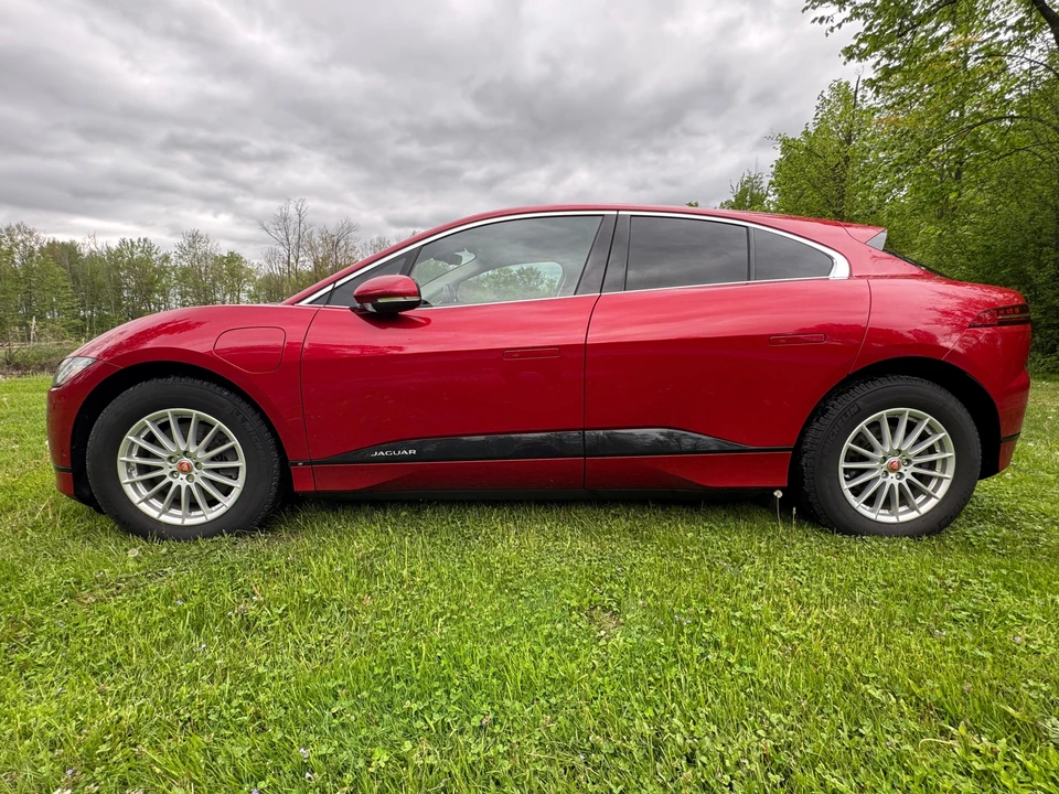 2020 Jaguar I-Pace - Image 9 of 31