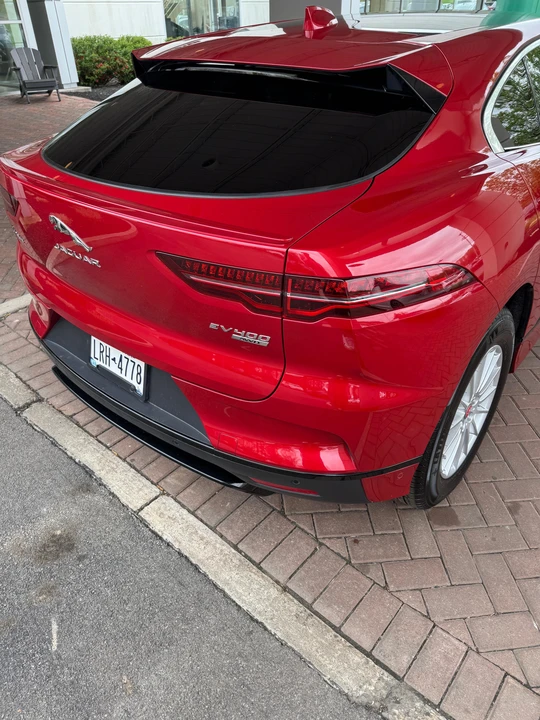 2020 Jaguar I-Pace - Image 23 of 31