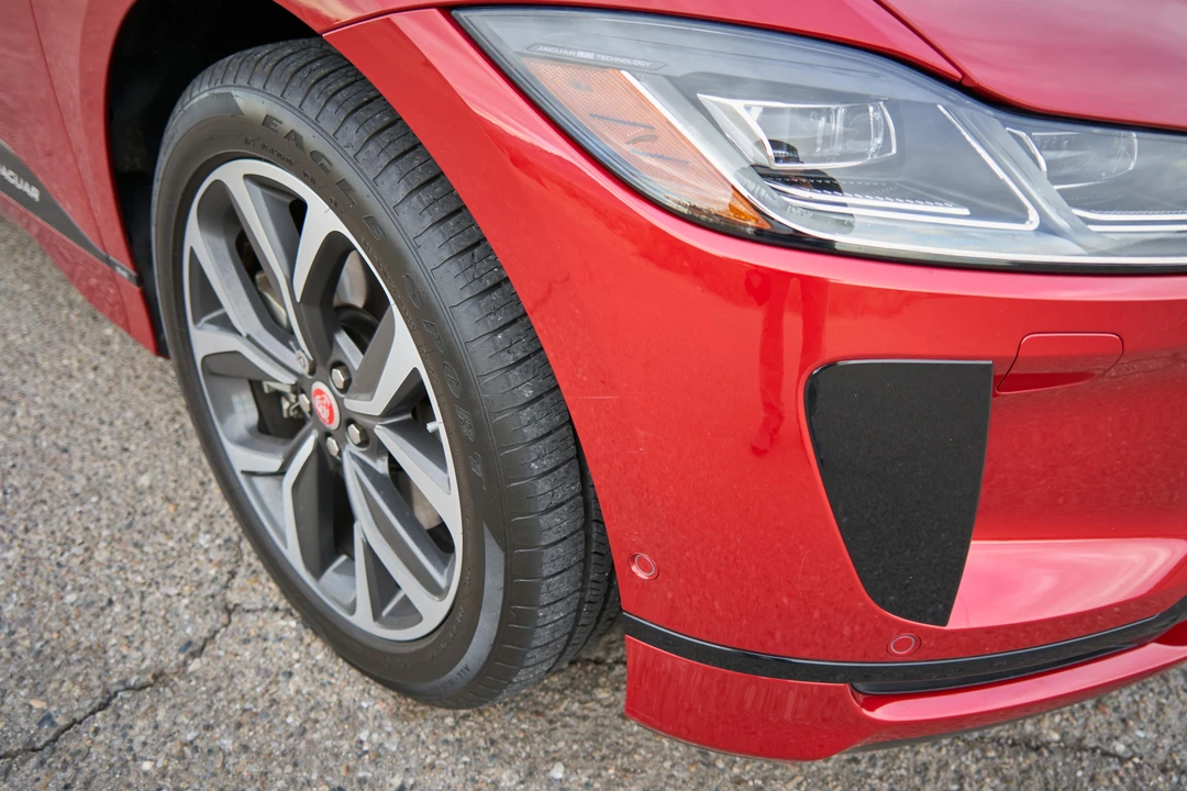 2020 Jaguar I-Pace - Image 27 of 31