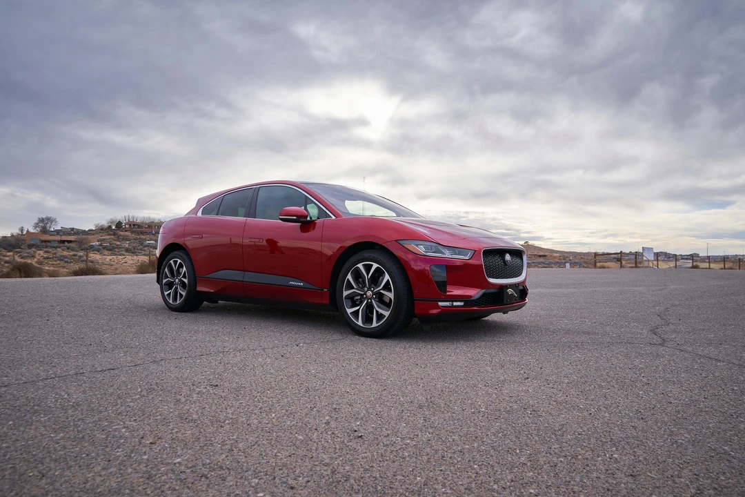 2020 Jaguar I-Pace - Image 23 of 31