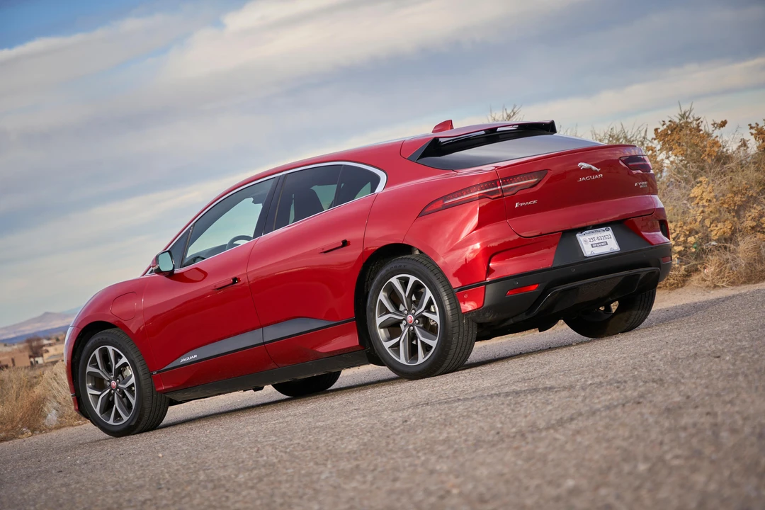 2020 Jaguar I-Pace - Image 14 of 31
