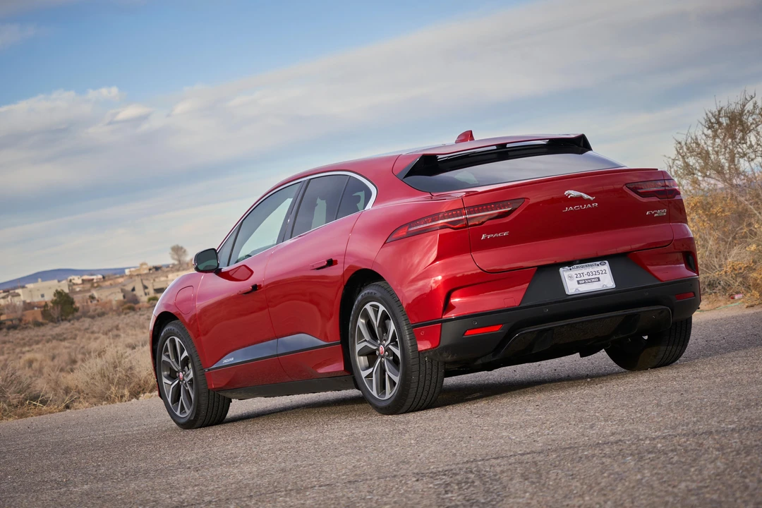 2020 Jaguar I-Pace - Image 15 of 31