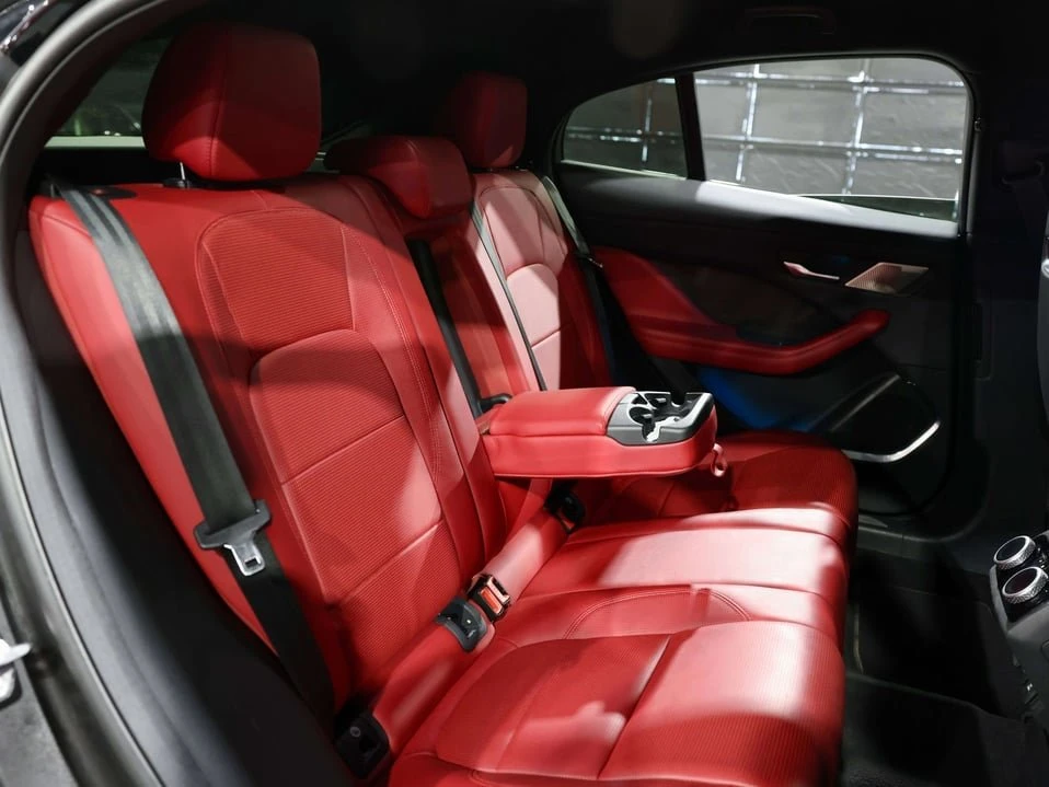 2020 Jaguar I-Pace - Image 11 of 20