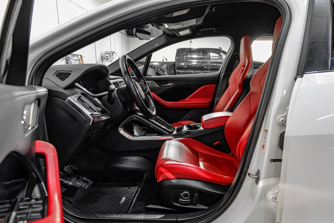 2020 Jaguar I-Pace - Image 4 of 21