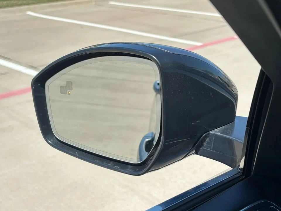 2020 Jaguar F-Pace - Image 8 of 18