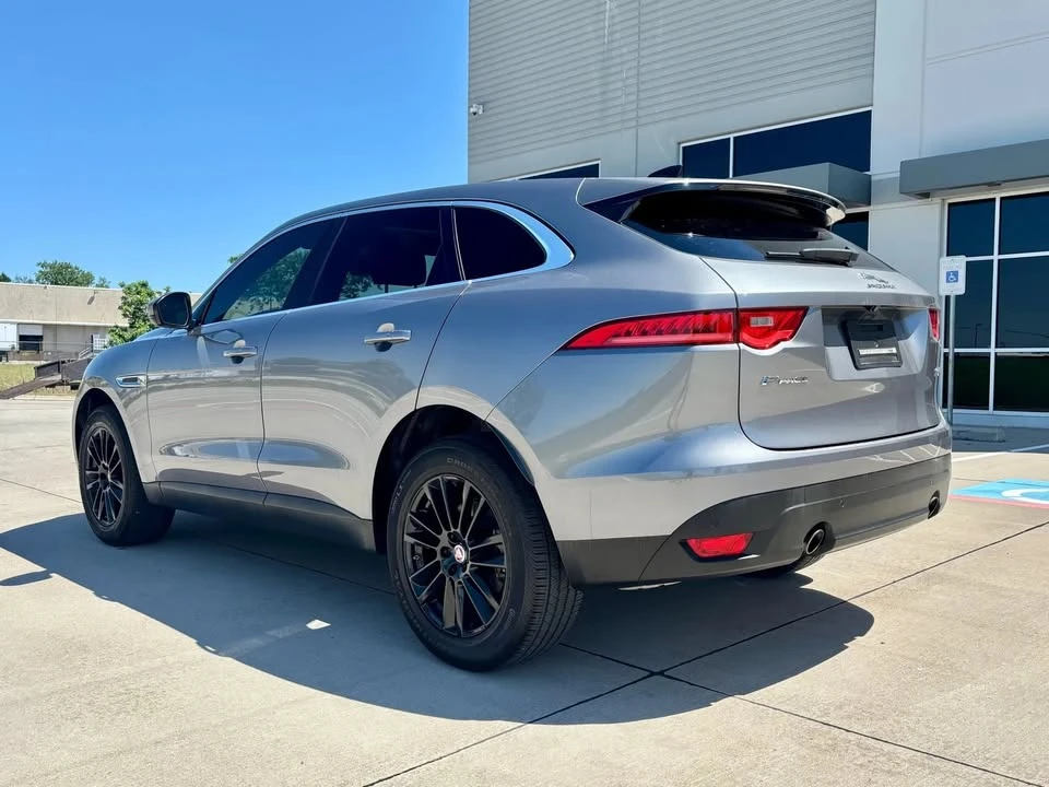 2020 Jaguar F-Pace - Image 5 of 18