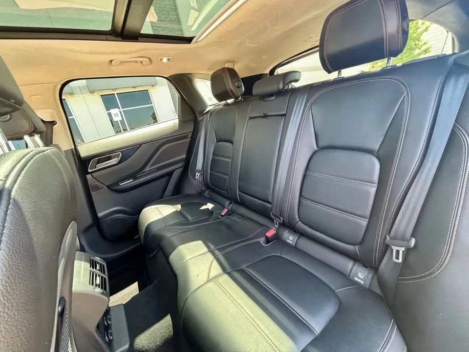 2020 Jaguar F-Pace - Image 17 of 18