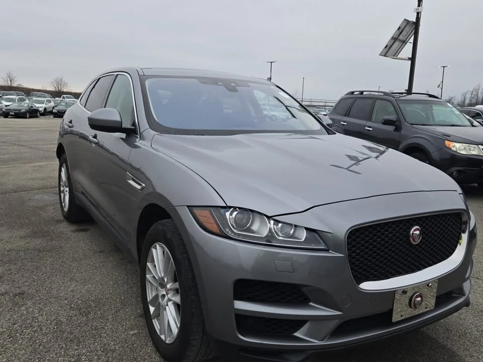 2020 Jaguar F-Pace - Image 2 of 7