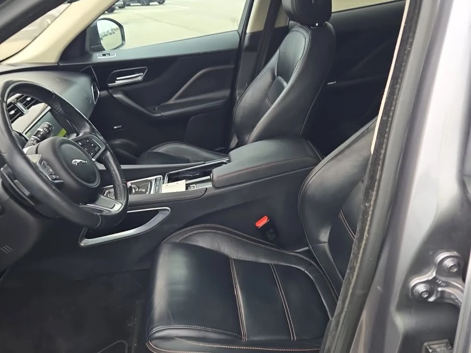 2020 Jaguar F-Pace - Image 6 of 7