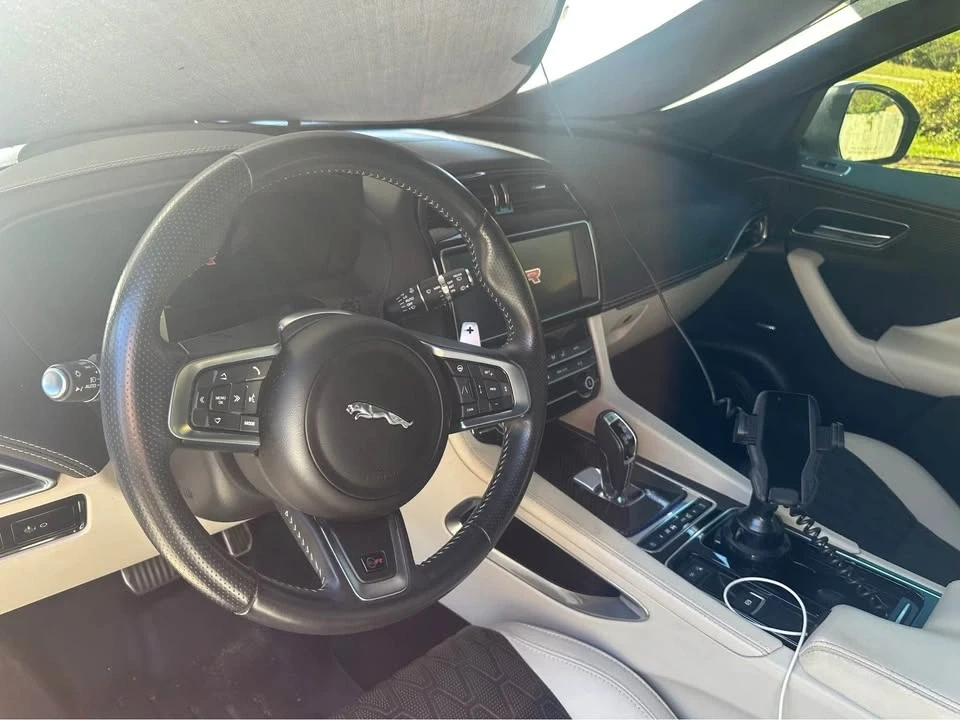 2020 Jaguar F-Pace SVR - Image 7 of 9