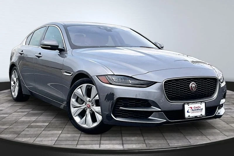 2020 Jaguar XE - Image 3 of 20
