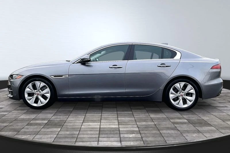 2020 Jaguar XE - Image 4 of 20