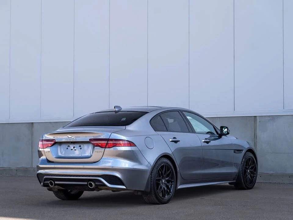 2020 Jaguar XE - Image 6 of 19