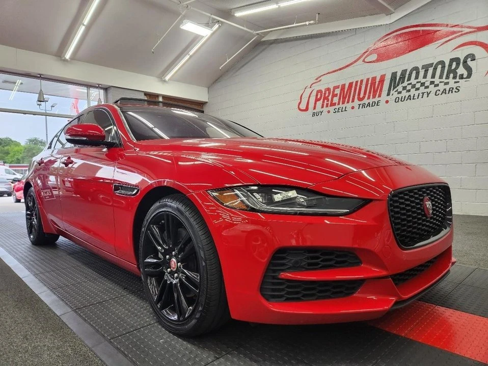 2020 Jaguar XE - Image 2 of 20