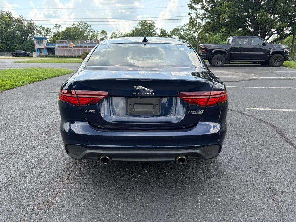 2020 Jaguar XE - Image 6 of 16