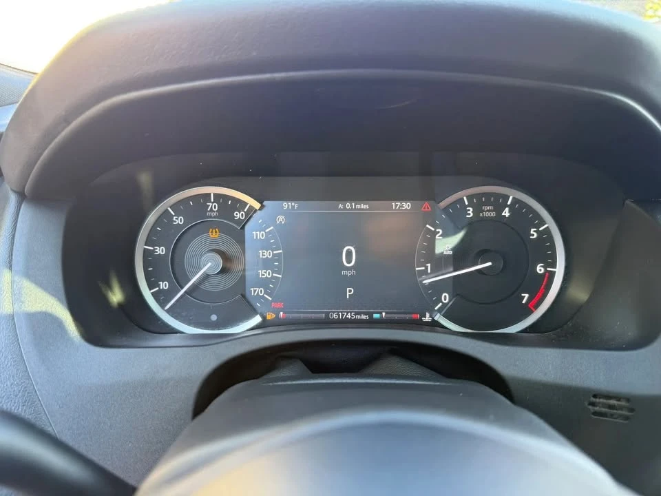2020 Jaguar XE - Image 15 of 15