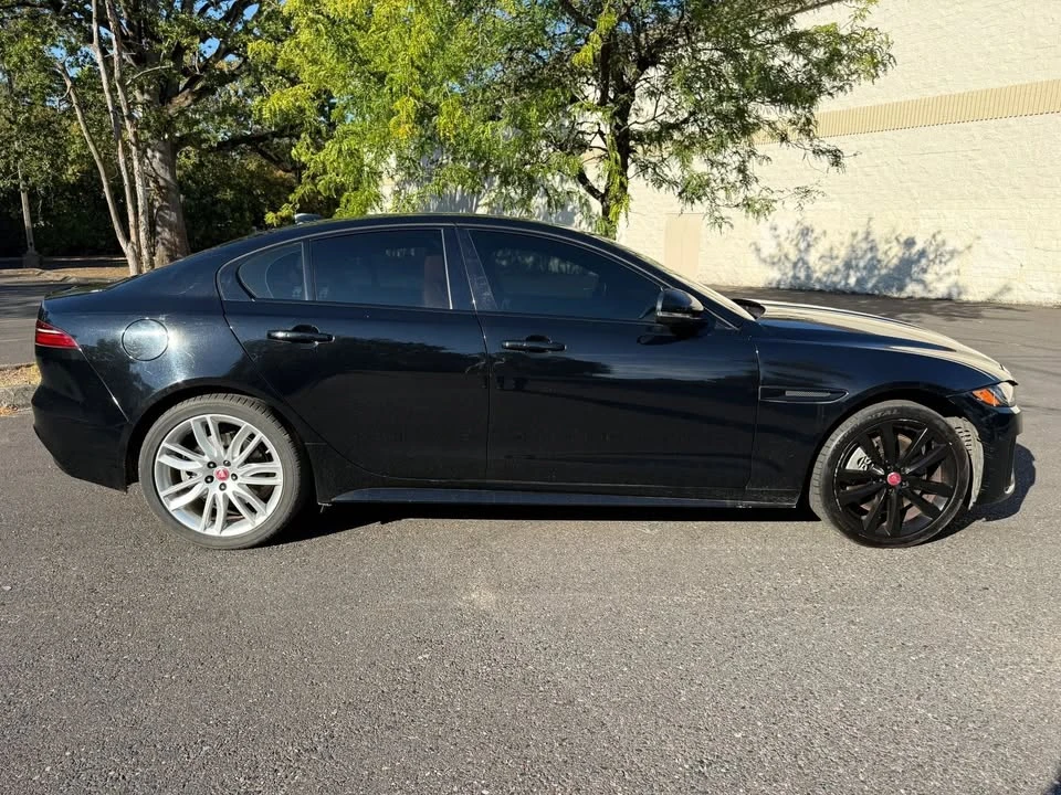 2020 Jaguar XE - Image 6 of 15