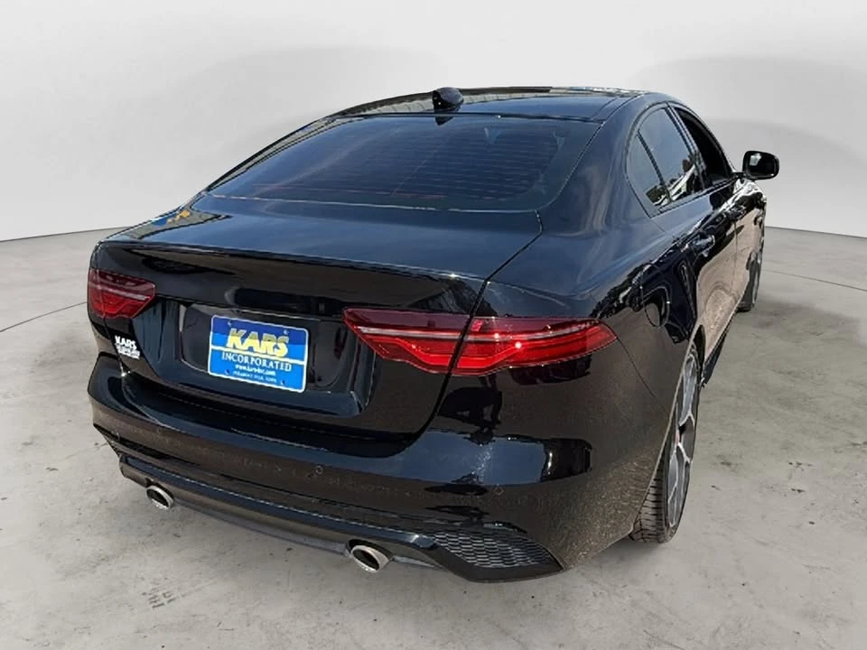 2020 Jaguar XE - Image 6 of 20