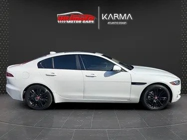 2020 Jaguar XE - Image 7 of 20