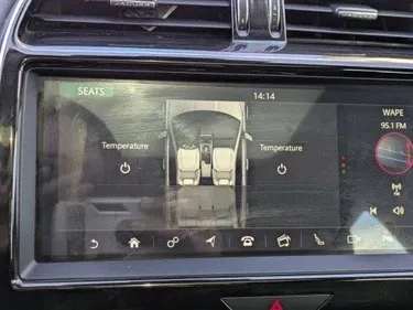 2020 Jaguar XE - Image 18 of 20