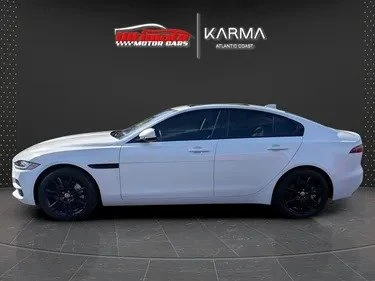 2020 Jaguar XE - Image 4 of 20