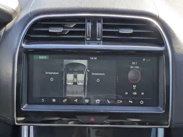 2020 Jaguar XE - Image 12 of 20