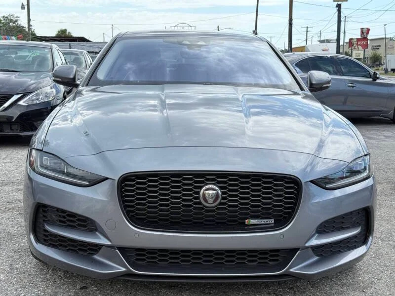 2020 Jaguar XE - Image 4 of 20