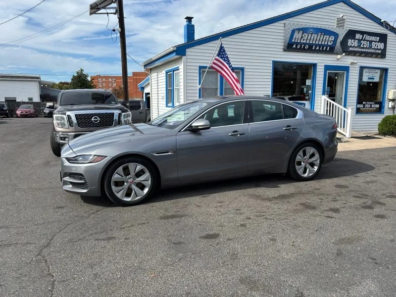 2020 Jaguar XE - Image 3 of 12