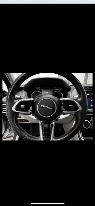 2020 Jaguar XE - Image 11 of 16