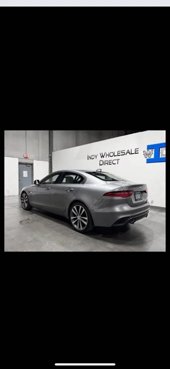 2020 Jaguar XE - Image 8 of 16