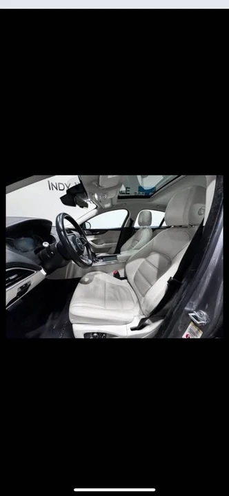 2020 Jaguar XE - Image 9 of 16