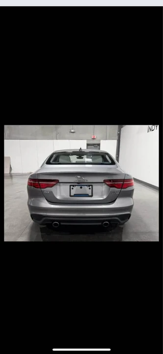 2020 Jaguar XE - Image 7 of 13
