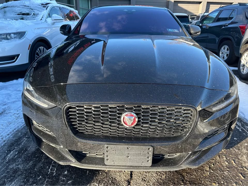 2020 Jaguar XE - Image 3 of 20