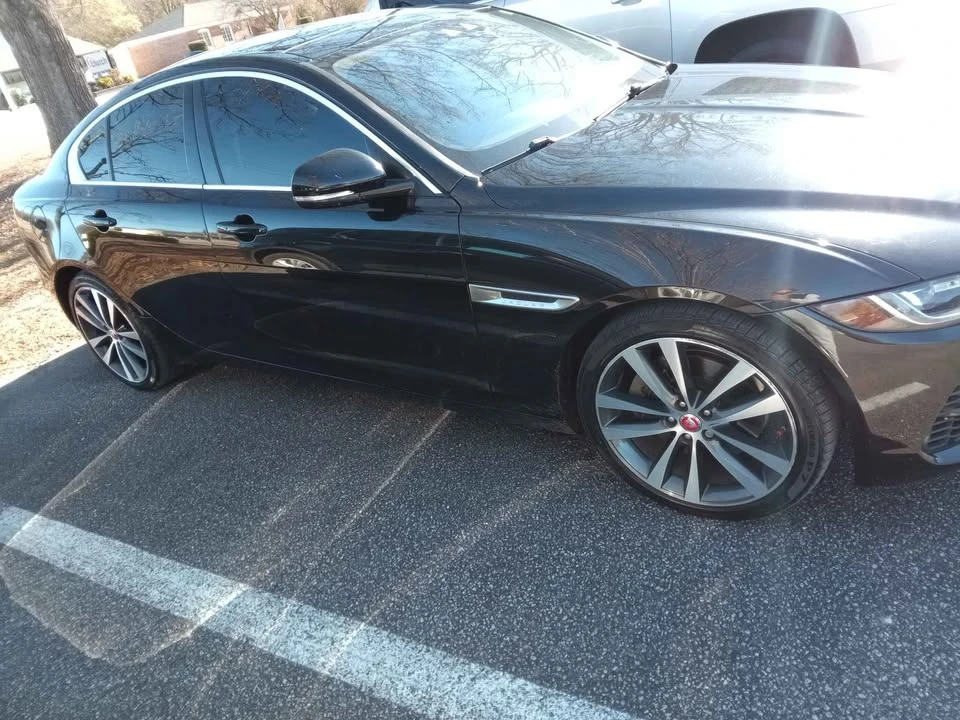 2020 Jaguar XE - Image 2 of 9