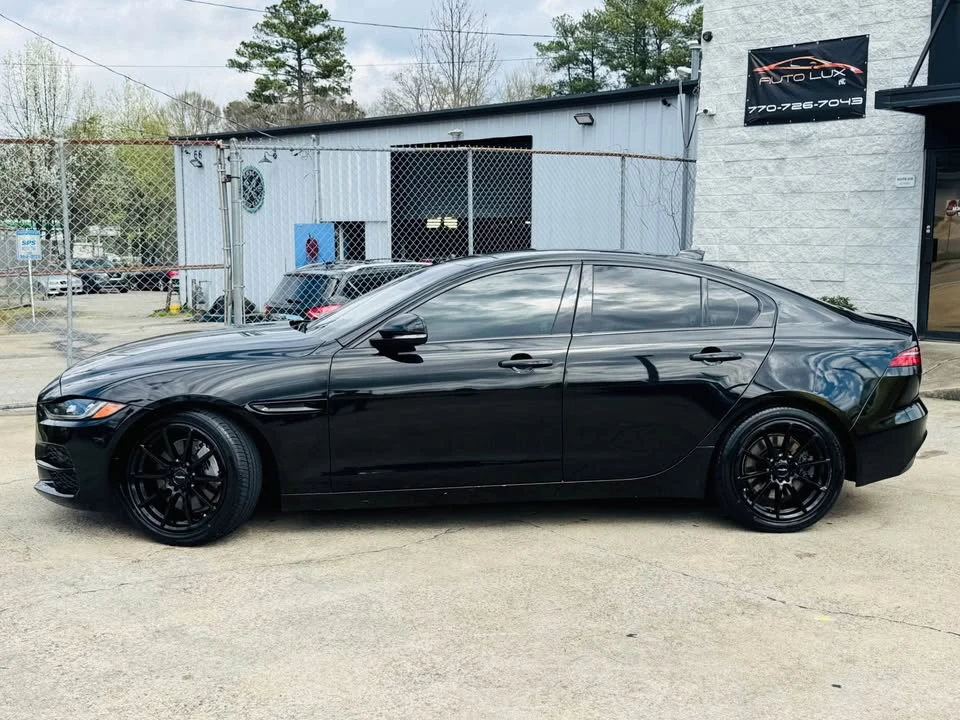 2020 Jaguar XE - Image 2 of 20