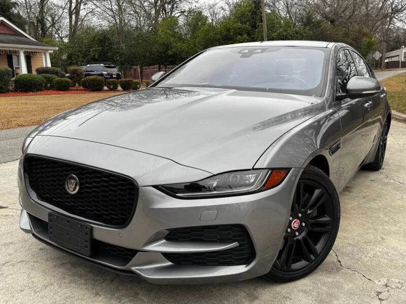 2020 Jaguar XE - Image 5 of 14