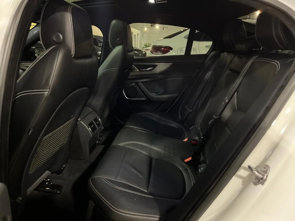 2020 Jaguar XE - Image 11 of 13