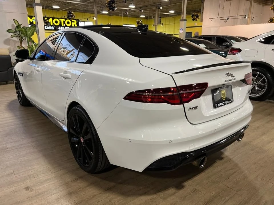 2020 Jaguar XE - Image 5 of 13