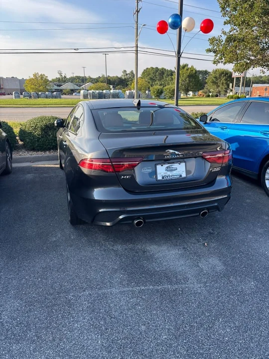 2020 Jaguar XE - Image 5 of 5