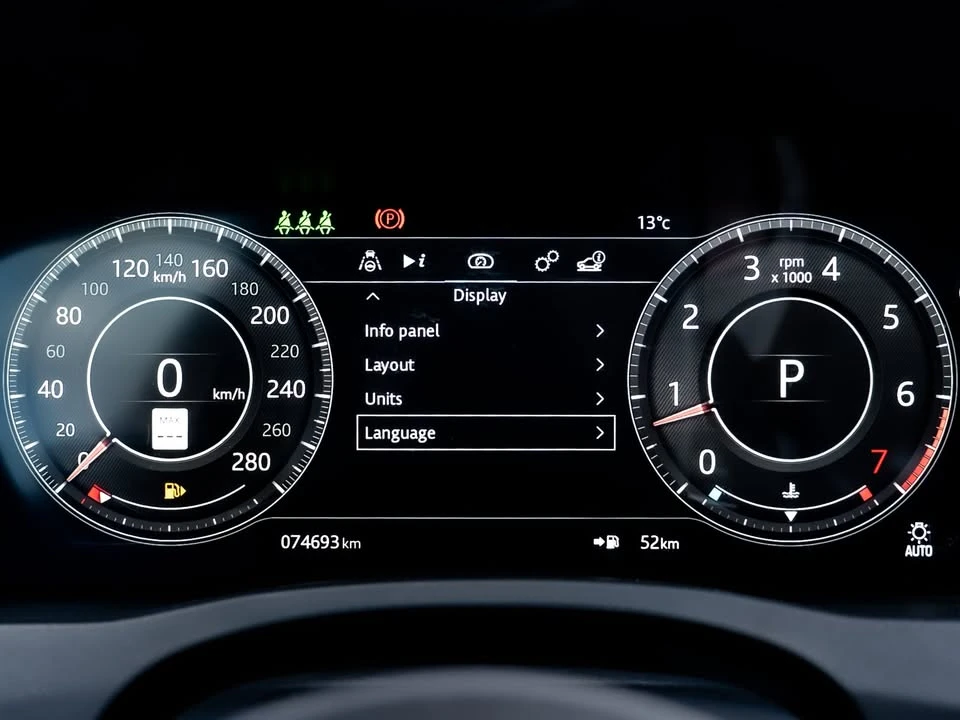 2020 Jaguar XE - Image 11 of 20