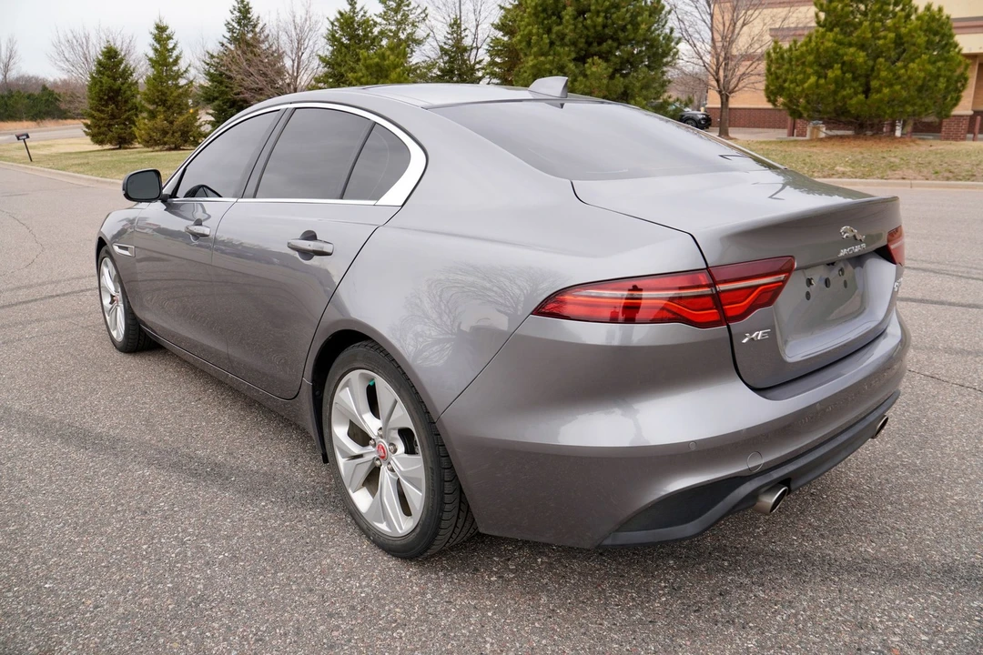 2020 Jaguar XE - Image 6 of 21