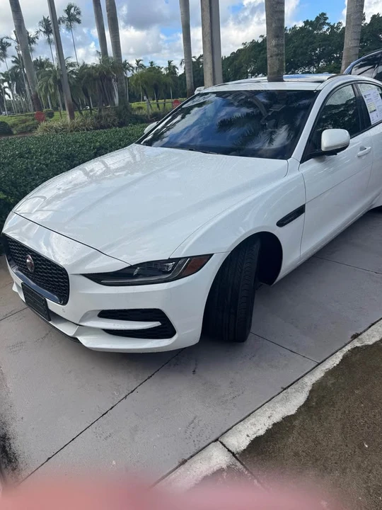 2020 Jaguar XE - Image 2 of 3