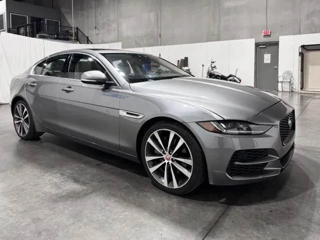 2020 Jaguar XE - Image 6 of 8