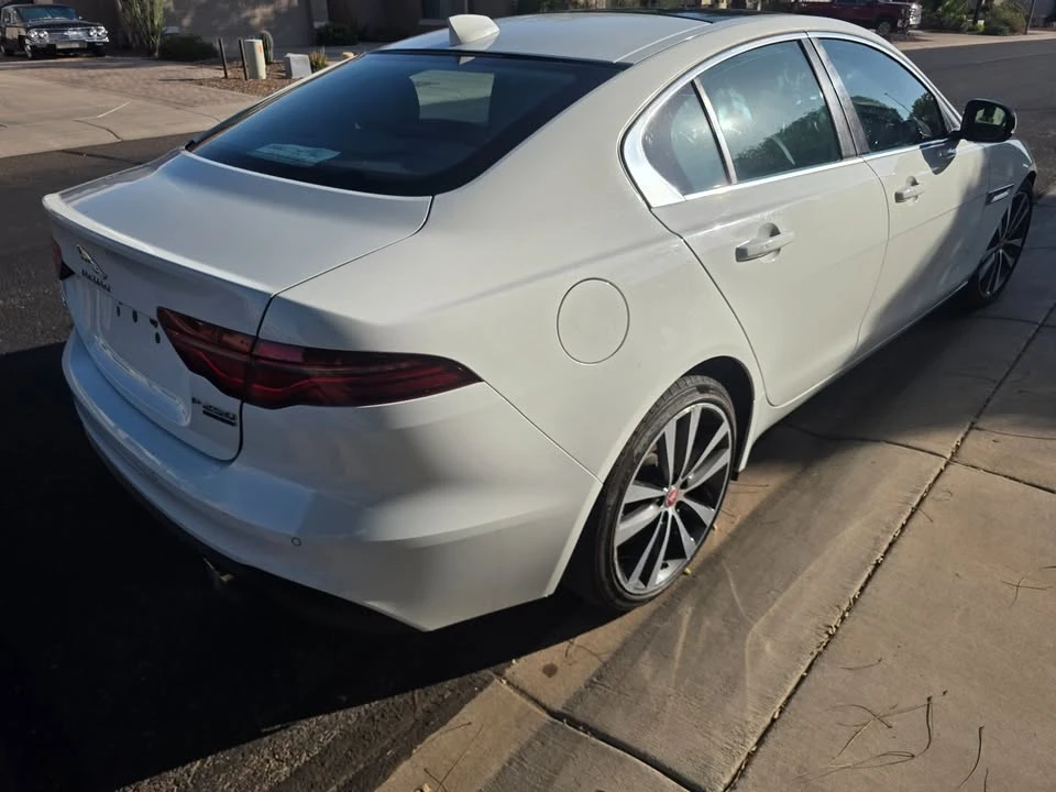 2020 Jaguar XE - Image 6 of 8