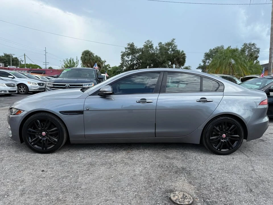 2020 Jaguar XE - Image 2 of 20
