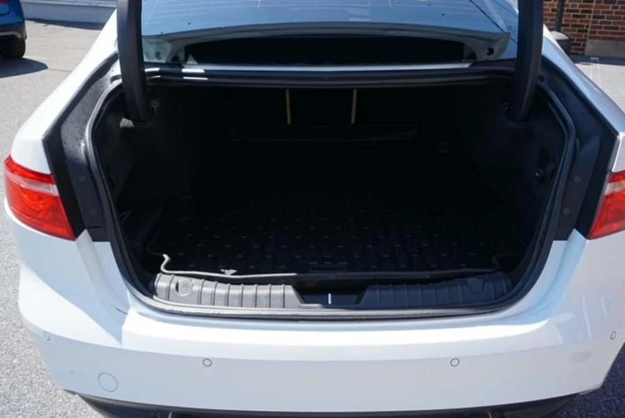 2020 Jaguar X260 XF - Image 8 of 8