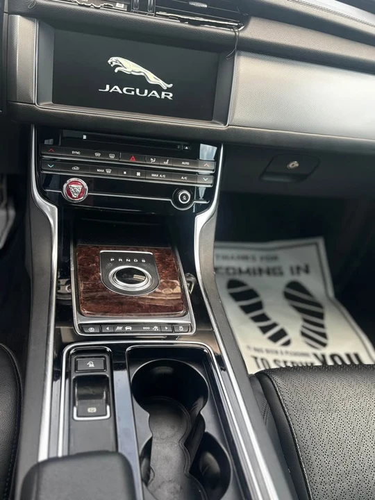 2020 Jaguar X260 XF - Image 8 of 11