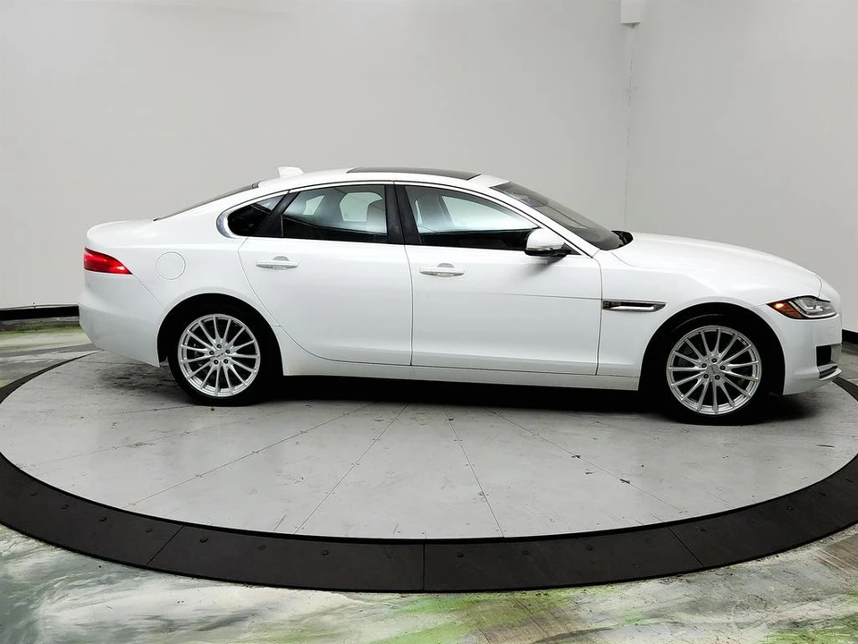 2020 Jaguar X260 XF - Image 4 of 21
