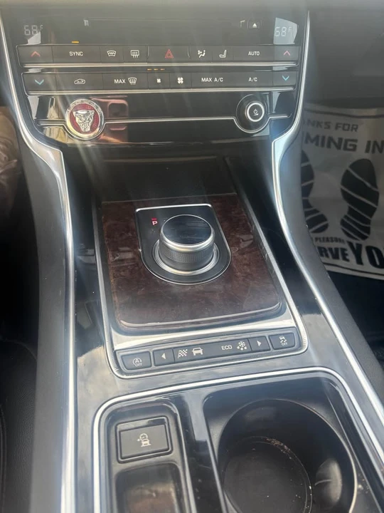 2020 Jaguar X260 XF - Image 4 of 11